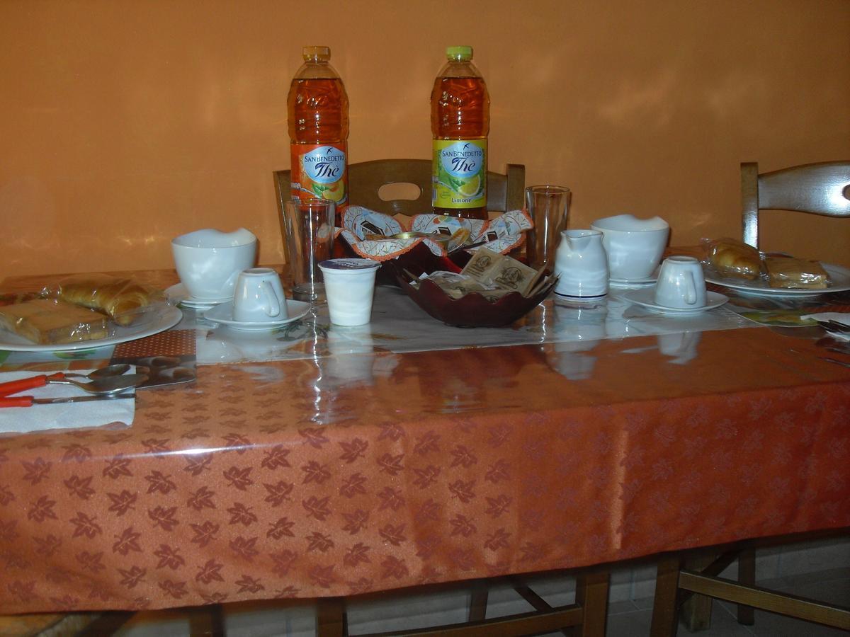 Sempione 72 Bed & Breakfast Pogliano Milanese Room photo