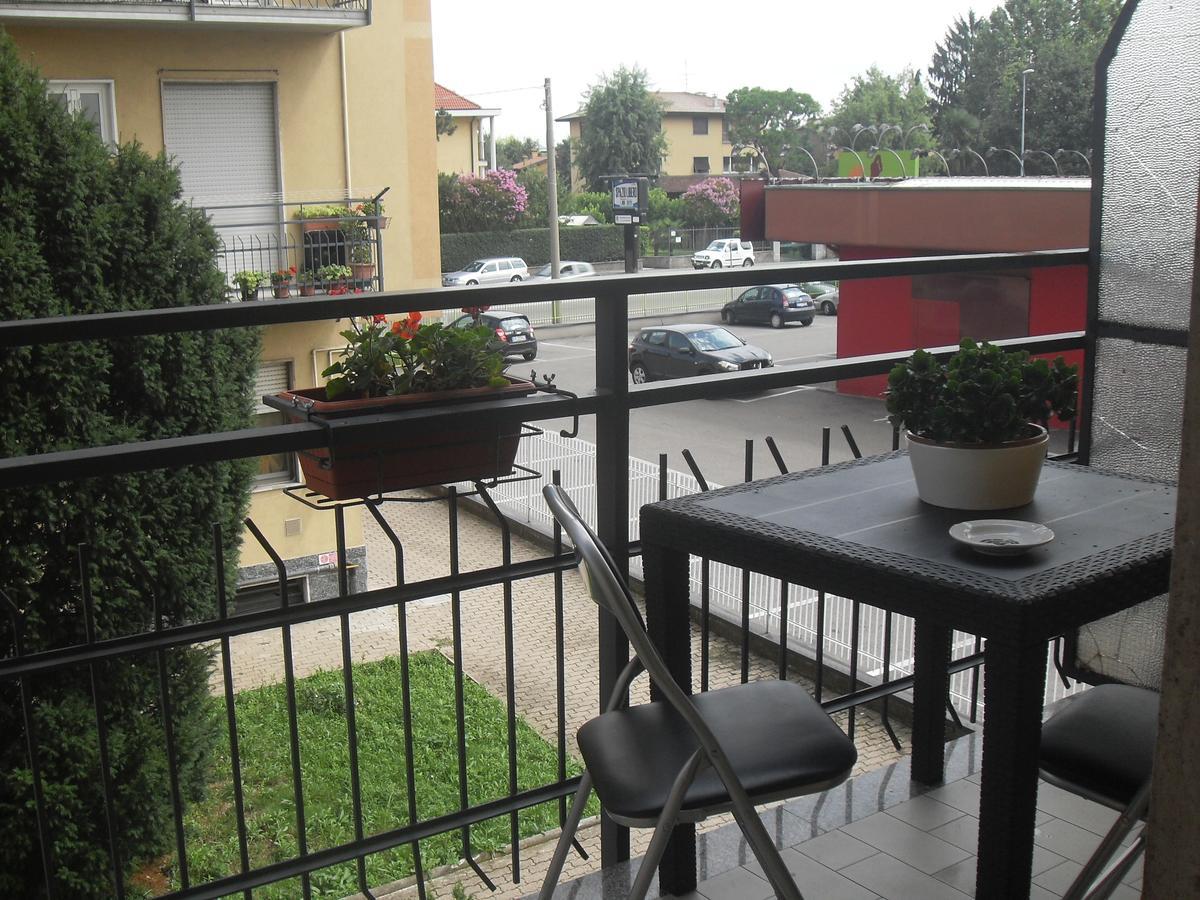 Sempione 72 Bed & Breakfast Pogliano Milanese Exterior photo